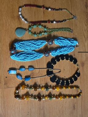 Multi-Strand Turquoise Bead Statement Necklace - Blue